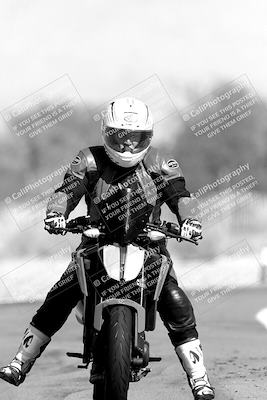 media/Nov-06-2023-Moto Forza (Mon) [[ce023d0744]]/4-Beginner Group/Session 3 (Track Exit)/